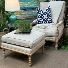 Load image into Gallery viewer, Spindle Chair W/Otto