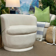 Load image into Gallery viewer, Sherpa Barrel Chair