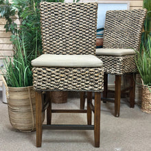 Load image into Gallery viewer, Set/2 Riverside Furniture Seagrass Stools