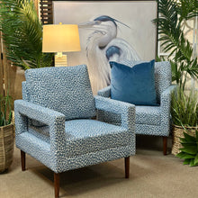 Load image into Gallery viewer, Animal Print Modern Chair