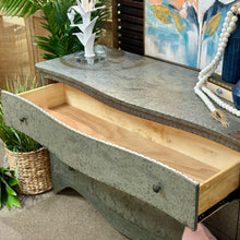 Load image into Gallery viewer, 3DRW Metal Chest