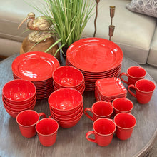 Load image into Gallery viewer, Set/55 Pottery Barn 'Cambria' Dinnerware Set