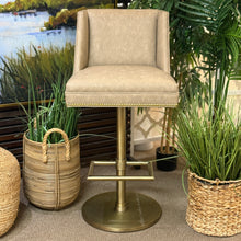 Load image into Gallery viewer, Vanguard Set/3 'Ace' Stools