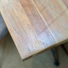 Load image into Gallery viewer, Ethan Allen Dining Table