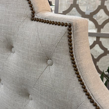 Load image into Gallery viewer, Full Tufted Designer Bed