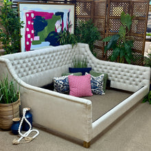 Load image into Gallery viewer, RH 'Devyn' Daybed