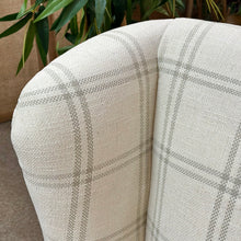 Load image into Gallery viewer, Ivory/Sage Plaid Chair