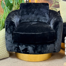 Load image into Gallery viewer, Bernhardt 'Camino' Swivel Chair