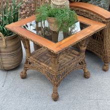 Load image into Gallery viewer, Resin Wicker & Wood Side Table
