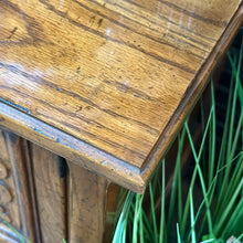 Load image into Gallery viewer, 2DR Carved Wood Server