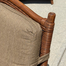 Load image into Gallery viewer, Classic Rattan Swivel Chair