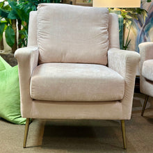Load image into Gallery viewer, Pink Velvet-Like Chair