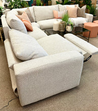 Load image into Gallery viewer, Oatmeal 5PC Power Sectional