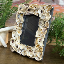 Load image into Gallery viewer, 4X6 Shell Pic Frame