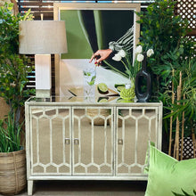 Load image into Gallery viewer, 3DR Mirrored Cabinet