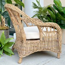 Load image into Gallery viewer, Natural Wicker Chair