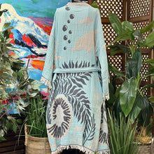 Load image into Gallery viewer, Turquoise Ocean Kimono