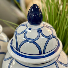 Load image into Gallery viewer, Chain Link Ginger Jar