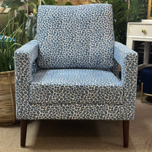 Load image into Gallery viewer, Animal Print Modern Chair