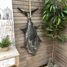 Load image into Gallery viewer, Hammered Metal Fish w/Rope