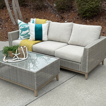 Load image into Gallery viewer, Resin Wicker Outdoor Coffee Table