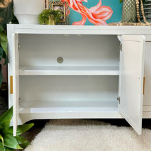 Load image into Gallery viewer, 3DR White Cabinet