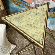 Load image into Gallery viewer, Ivy Bronx 'Luro' Glass Table