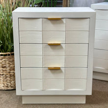 Load image into Gallery viewer, White 3DRW Nightstand
