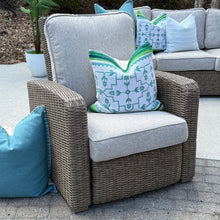 Load image into Gallery viewer, Outdoor Resin Wicker Recliner