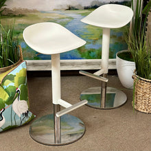 Load image into Gallery viewer, S/2 IKEA 'Janinge' Barstool