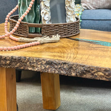 Load image into Gallery viewer, Live Edge Coffee Table