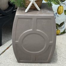 Load image into Gallery viewer, Emissary 'O' Garden Stool