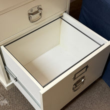 Load image into Gallery viewer, PB 'Bedford' Corner Desk