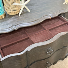 Load image into Gallery viewer, Hooker 'Corisca' Dresser