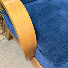 Load image into Gallery viewer, Ethan Allen Wood/Navy Chair