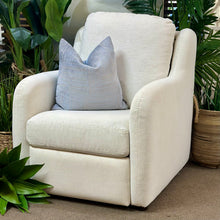 Load image into Gallery viewer, Bassett 'Wrenn' Power Recliner