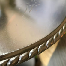 Load image into Gallery viewer, Black Round End Table