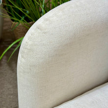 Load image into Gallery viewer, Bassett 'Wrenn' Power Recliner
