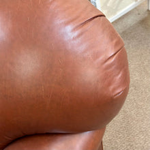 Load image into Gallery viewer, Lee Industries Leather Sectional W/Otto