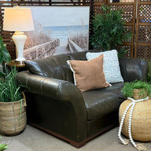 Load image into Gallery viewer, Italsofa Leather Loveseat