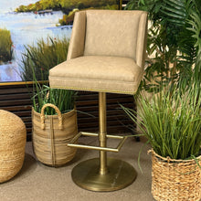 Load image into Gallery viewer, Vanguard Set/3 'Ace' Stools