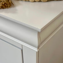 Load image into Gallery viewer, 5DRW White Dresser