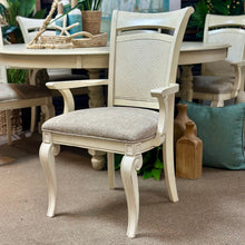 Load image into Gallery viewer, 7PC Hooker Dining Set