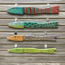Load image into Gallery viewer, Set/4 Wooden Fish Art