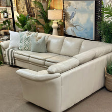 Load image into Gallery viewer, Omnia 'Fargo' Leather Sectional