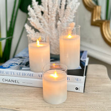 Load image into Gallery viewer, Set/3 LED Candles