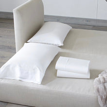 Load image into Gallery viewer, PB 'Luna' Daybed