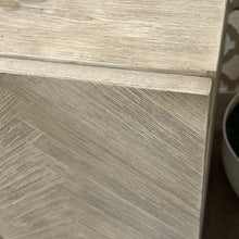 Load image into Gallery viewer, 4DR Herringbone Cabinet