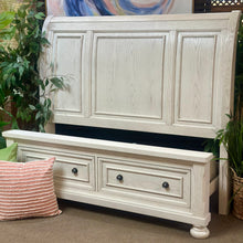 Load image into Gallery viewer, 'Robbinsdale' Queen Storage Bed