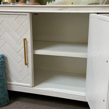 Load image into Gallery viewer, White 3DR Cabinet